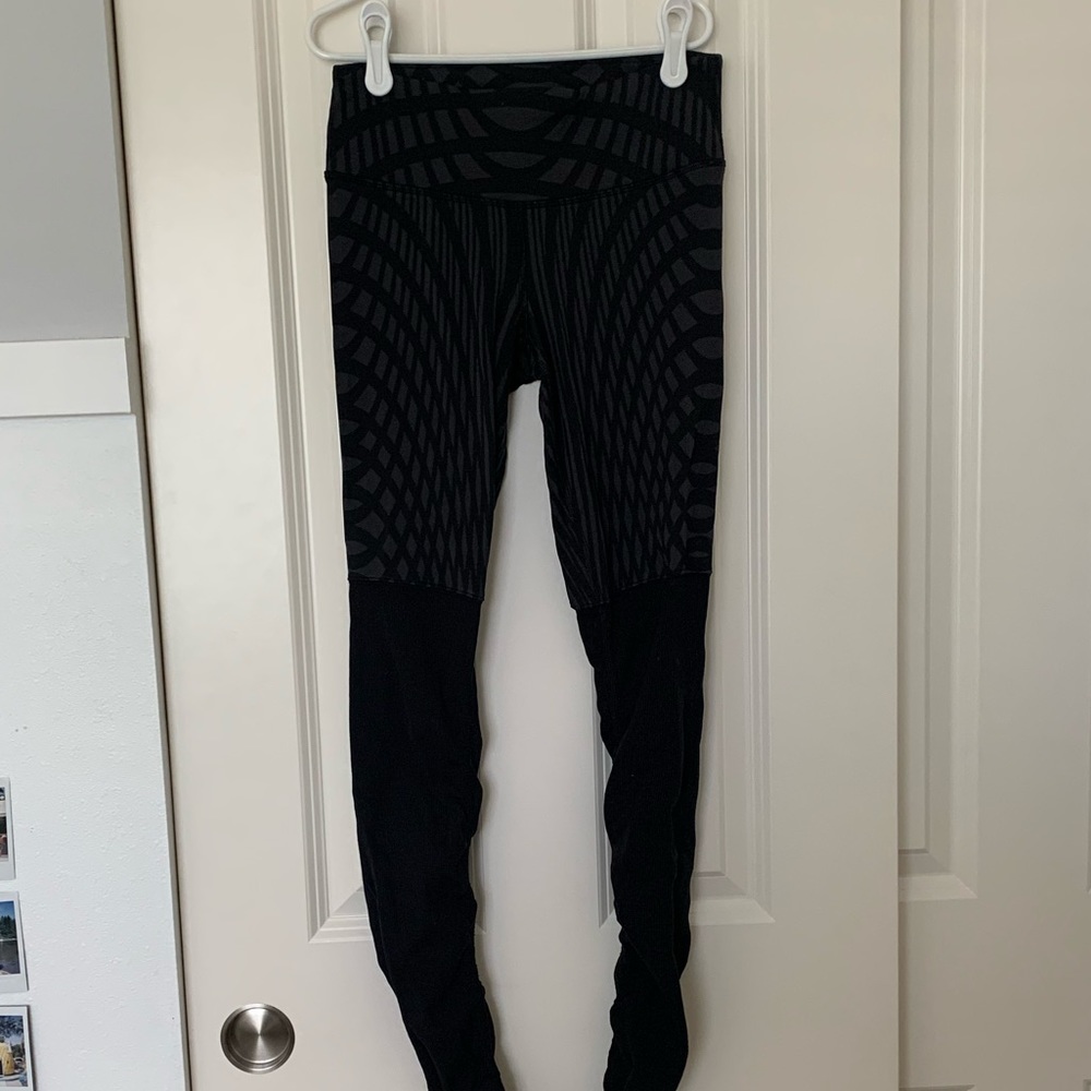 Alo Leggings